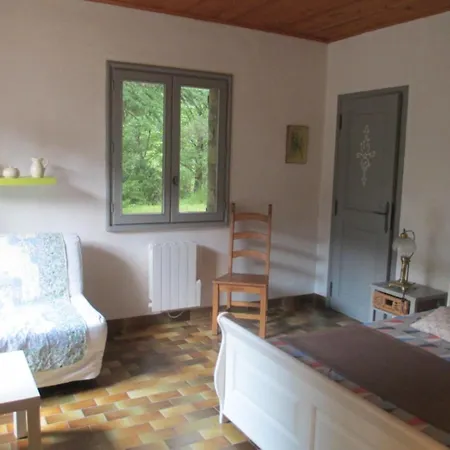 Bed & Breakfast La Bergerie De L'aulagner Saint-Julien-Labrousse